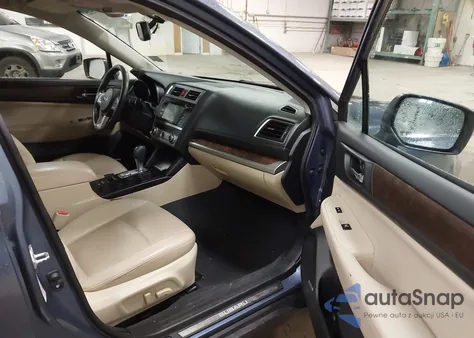 2015 Subaru Outback 3.6R Limited z USA, uszkodzony, nr VIN 4S4BSENC7F3327064